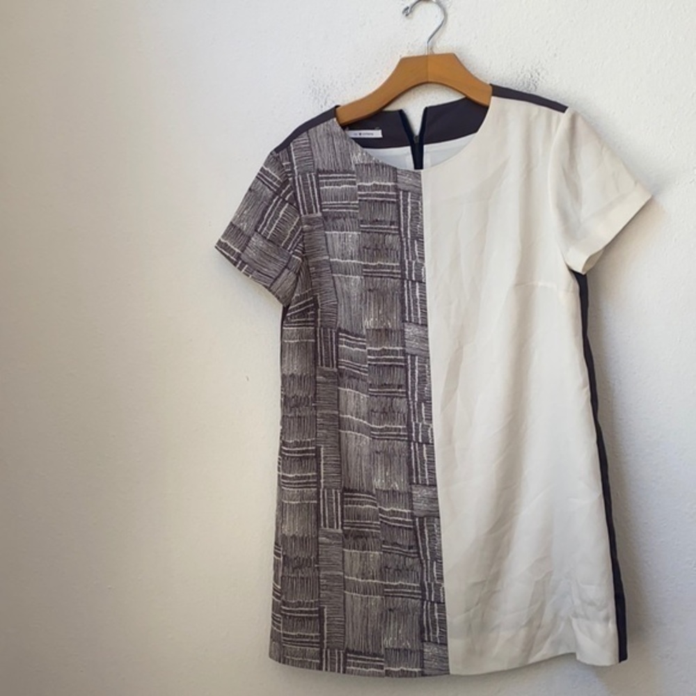 ONE HEART CLOTHING WHITE/GREY BLOUSE LARGE